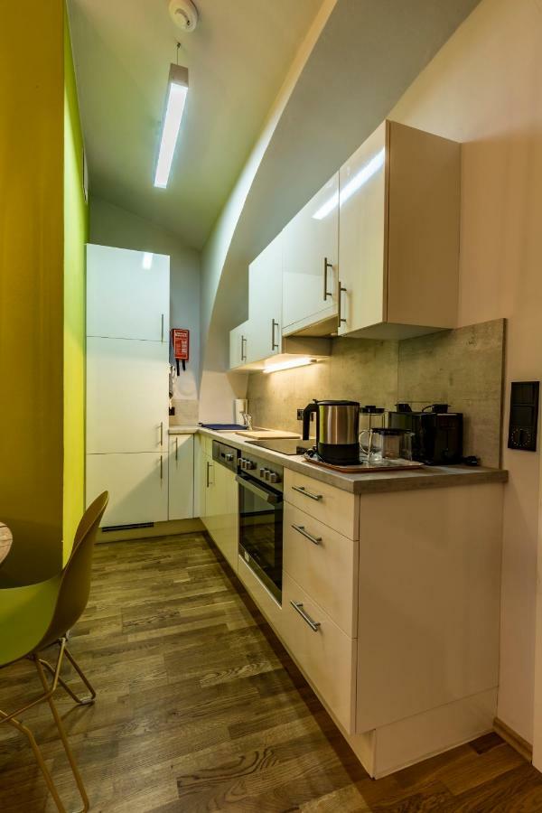 Yellow Flat By Grazrentals With Best Location & Free Parking Екстер'єр фото